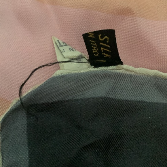 Saks Fifth Avenue 💯 SILK scarf - Picture 3 of 7